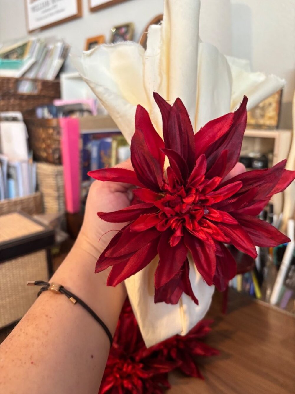 Set Of 4 Pier 1 Red Dahlia Napkin Rings For Elegant Table Decor
